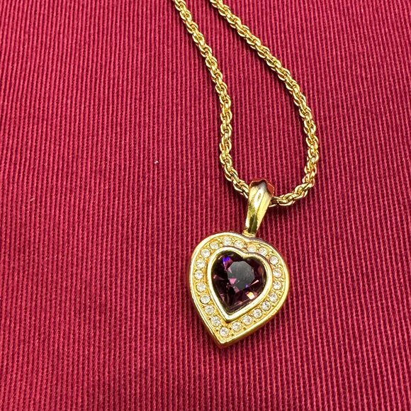 VTG Swarovski S.A.L. Faux Amethyst & Crystals on Gold-Tone Heart Pendant - Picture 10 of 11